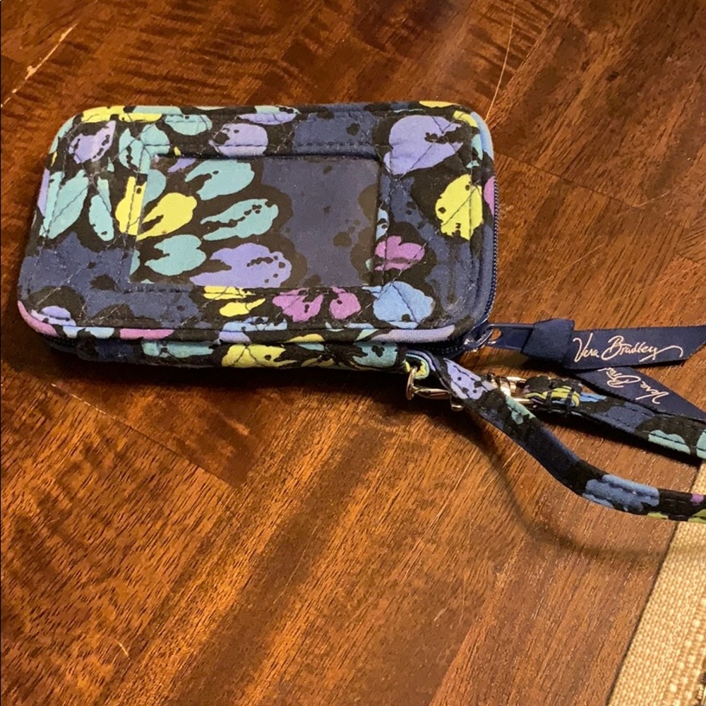 Vera Bradley Wristlet like new